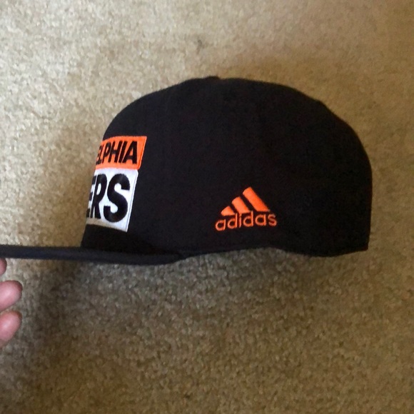 Adidas Philadelphia Flyers Black Cap - Picture 3 of 7